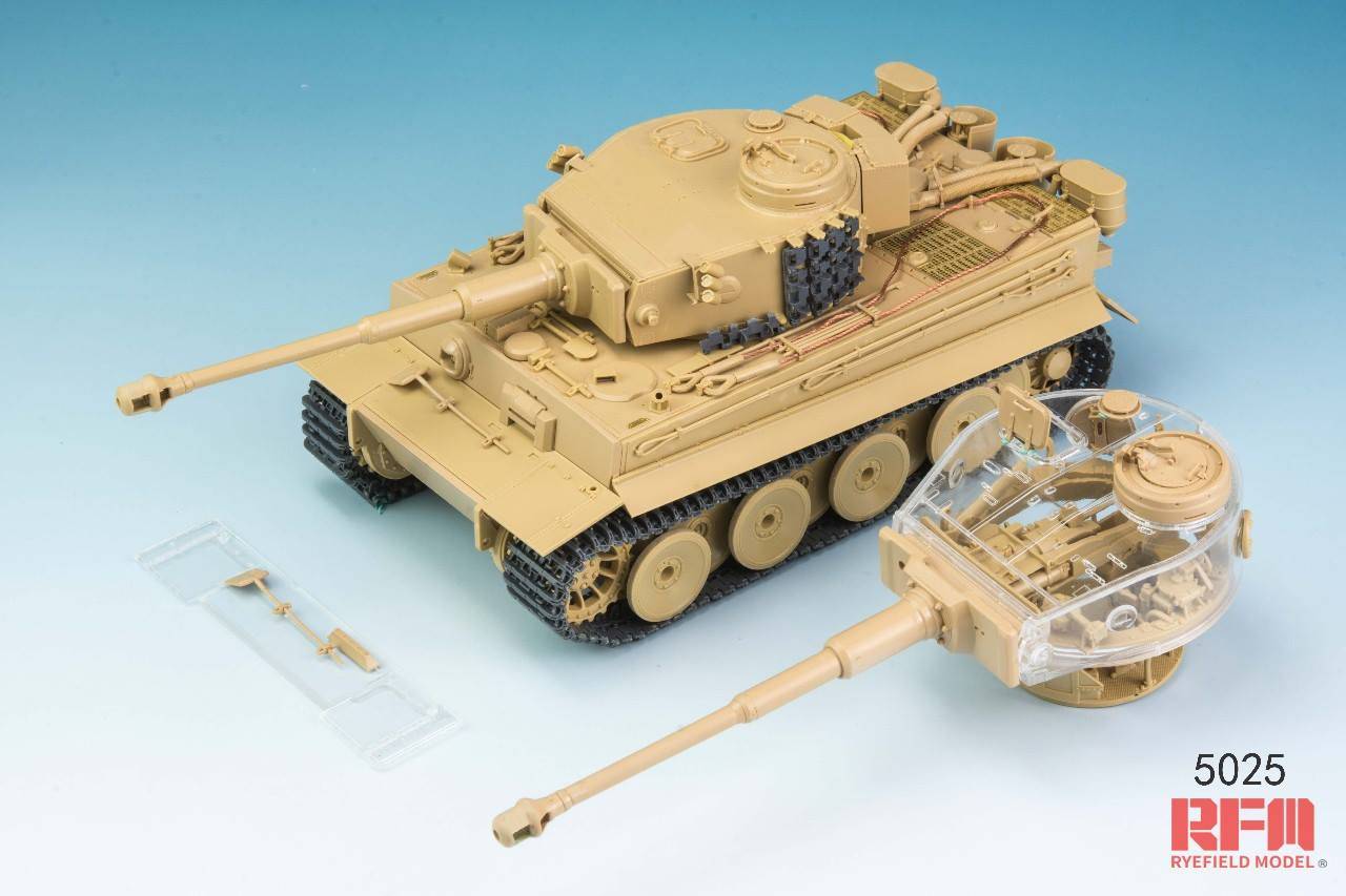 TIGER I EARLY PRODUCTION W/FULL INTERIOR – Image 4