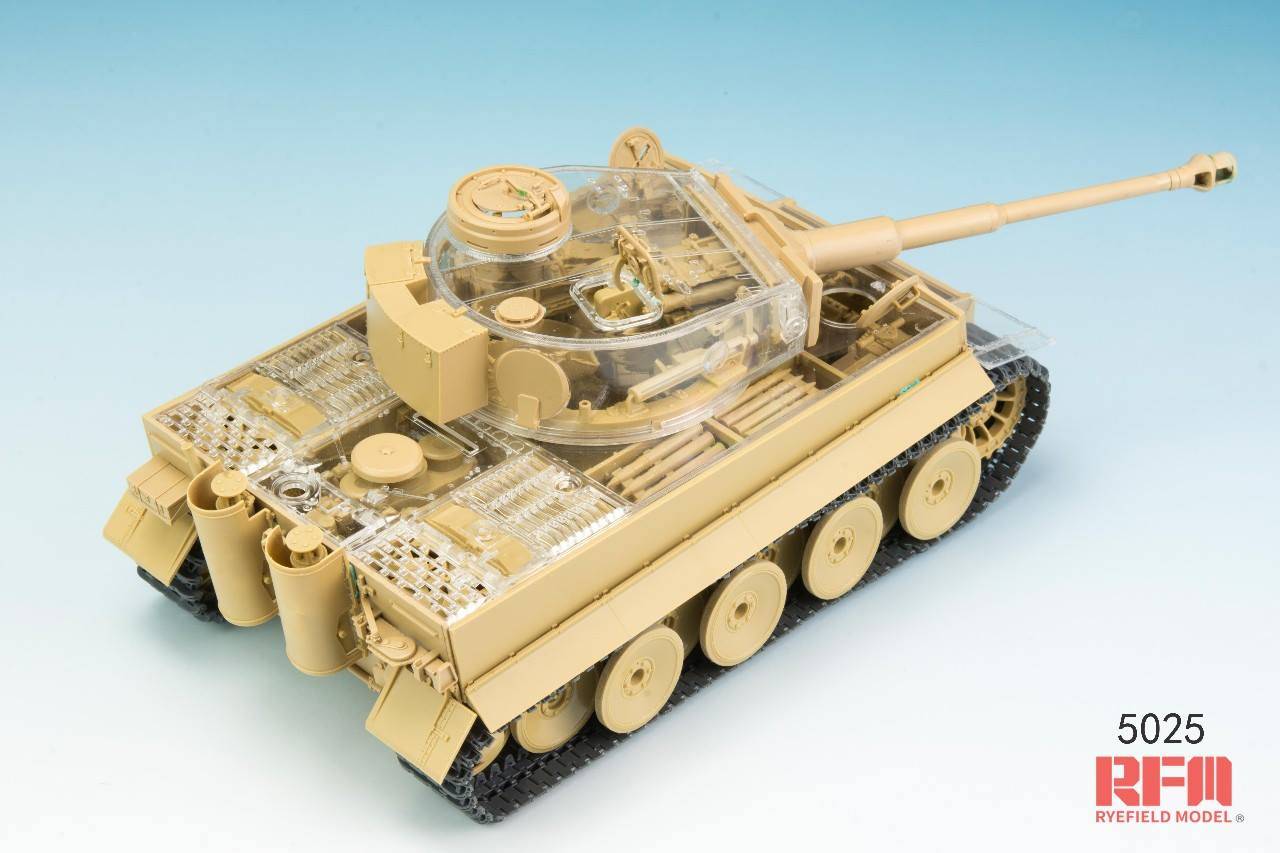 TIGER I EARLY PRODUCTION W/FULL INTERIOR – Image 7