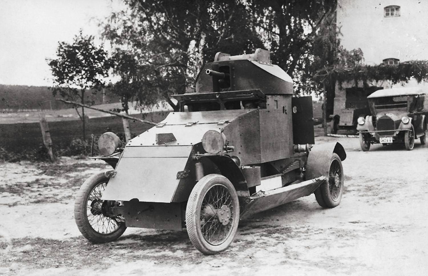 Lanchester Russian Service with 37mm Hotchkiss gun – Image 5