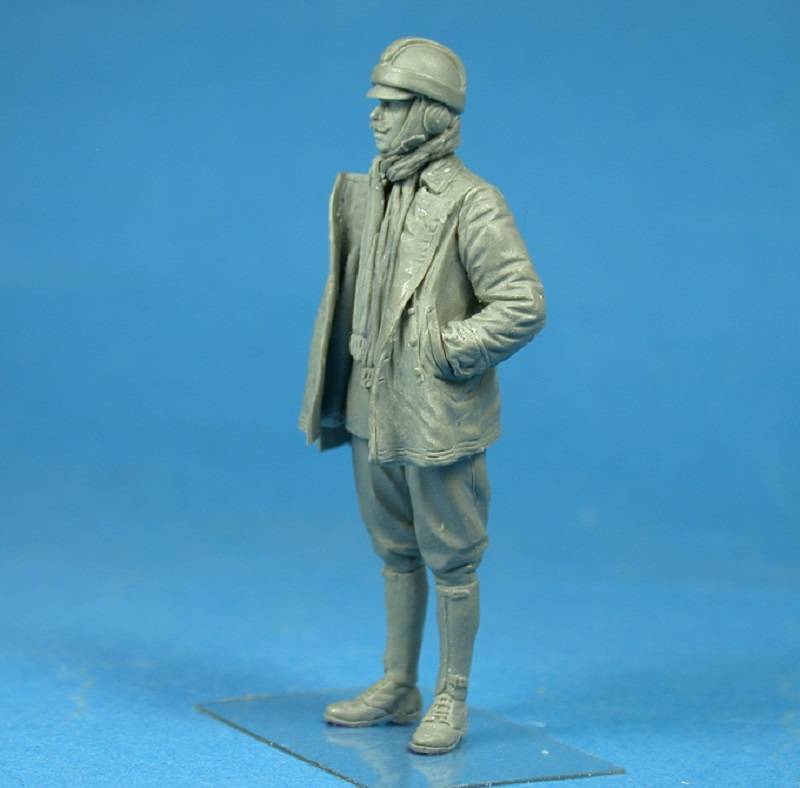 Standing German Airman – Image 5