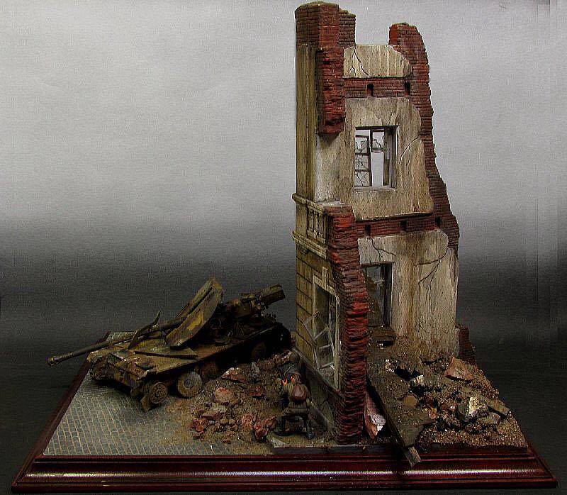 DIORAMA w/RUINED HOUSE – Image 4