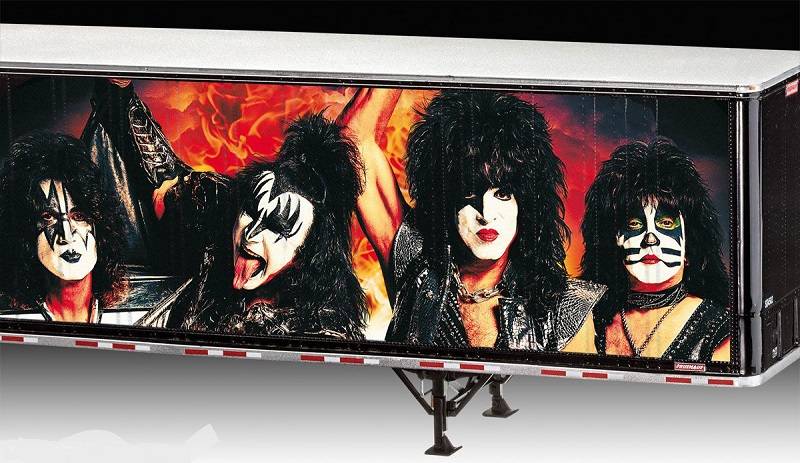 KISS Tour Truck – Image 7