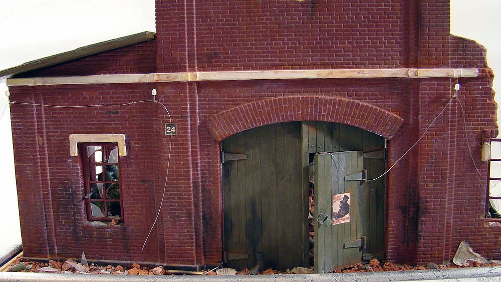 Ruined garage – Image 2