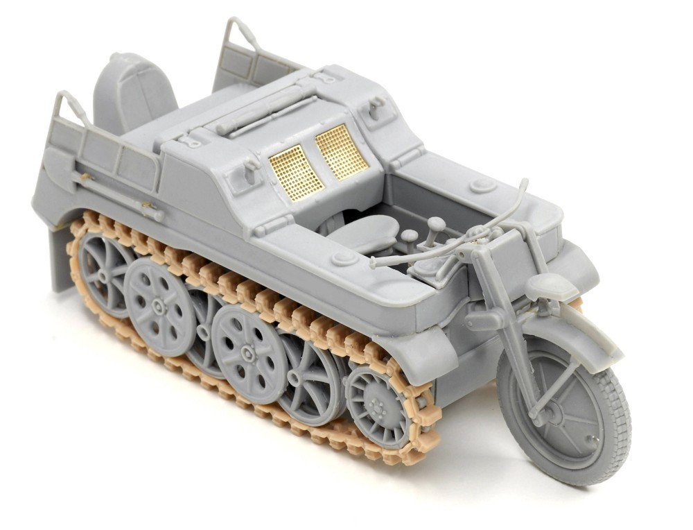 Sd.Kfz.2 Kettenkrad late production & 3.7cm PaK36 w/crew – Image 5