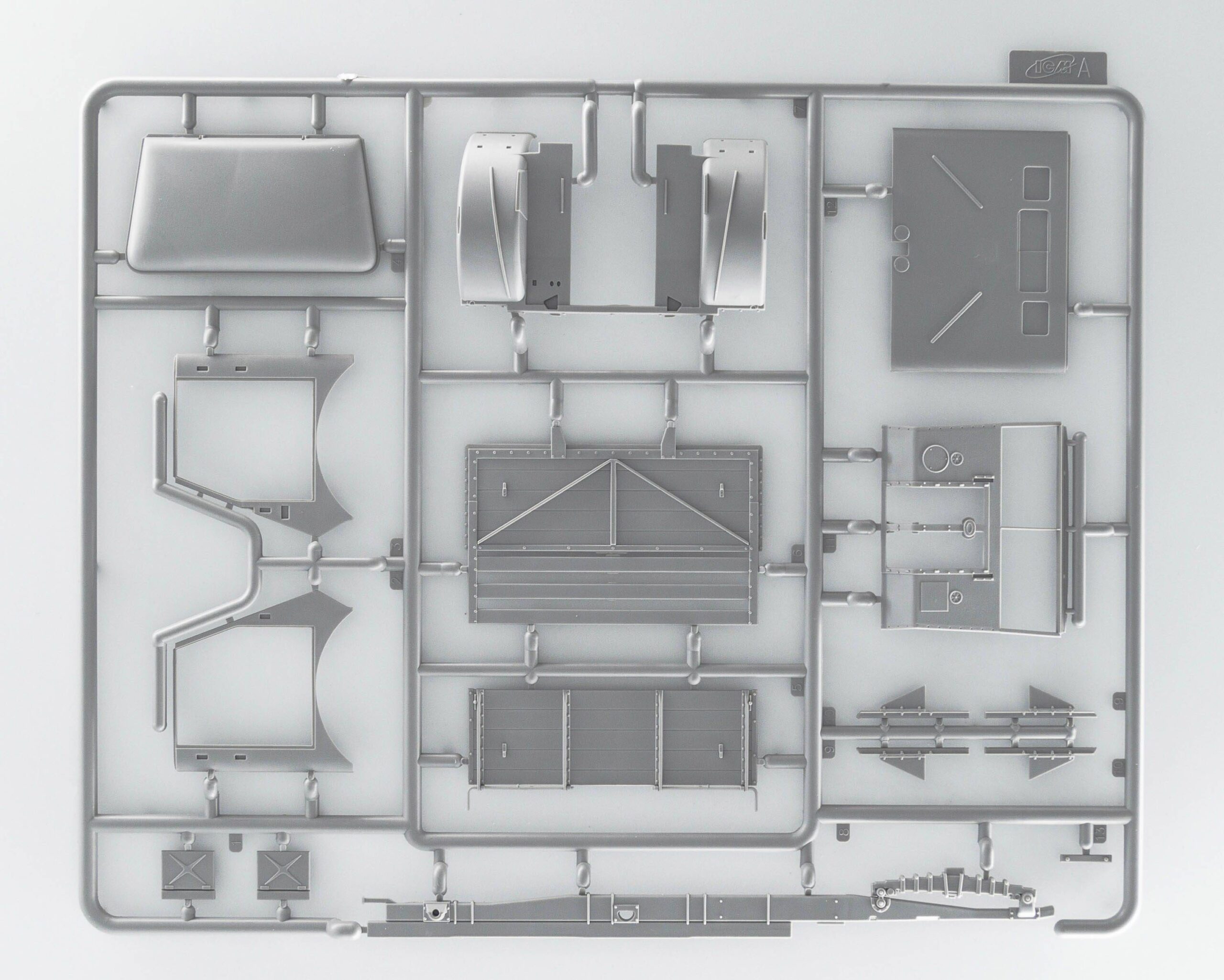 Model W.O.T. 8 WWII British Truck – Image 7