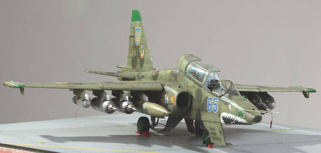 Su-25UB Frogfoot B – Image 13