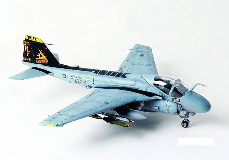 A-6AE INTRUDER – Image 2