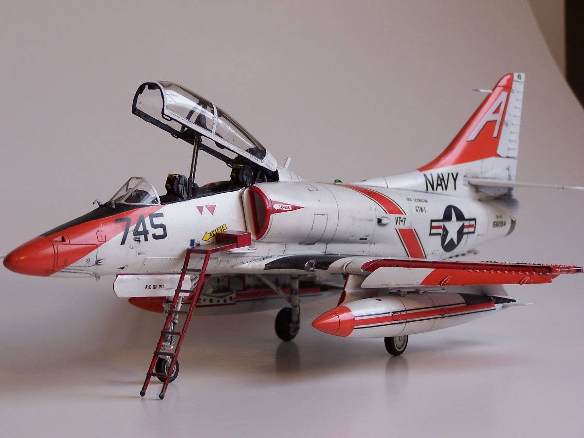 TA-4J Skyhawk – Image 11