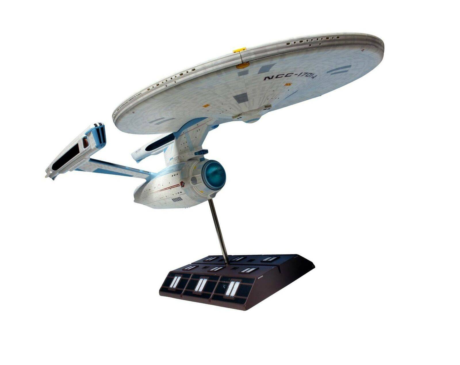 Star Trek U.S.S. Enterprise NCC-1701 Refit – Image 3