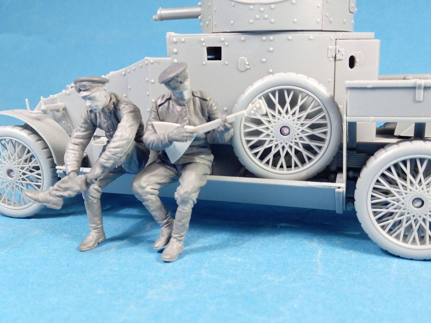 Imperial Russian Automobile Machine Gun Platoon Crewman Wearing Boots – Image 3