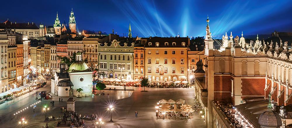 KRAKOW MAIN SQUARE AT NIGHT – Image 2
