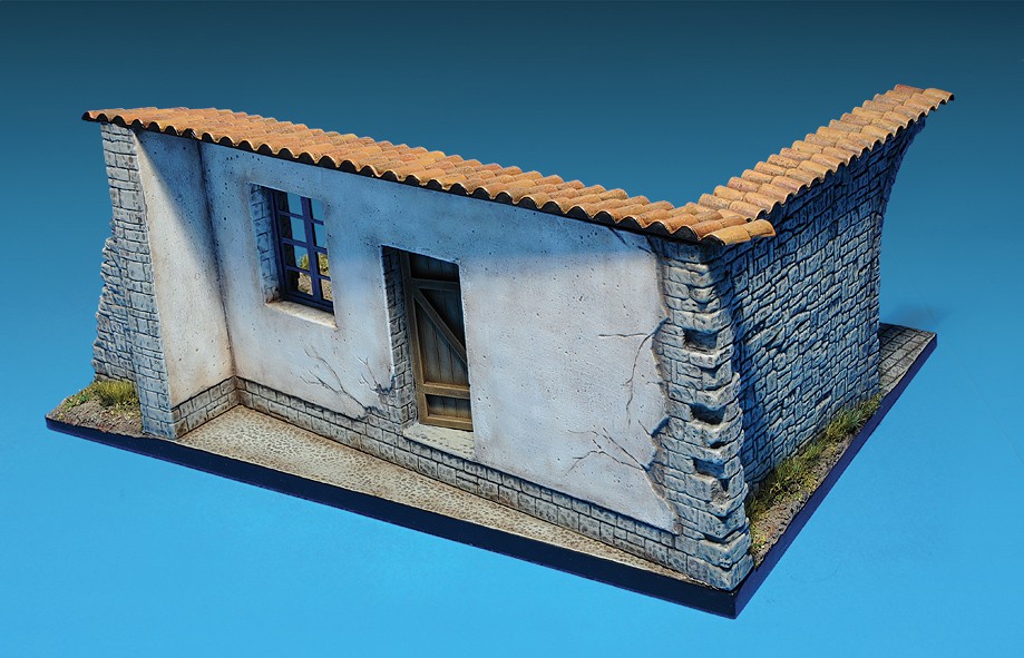 ITALIAN VILLAGE DIORAMA – Image 4