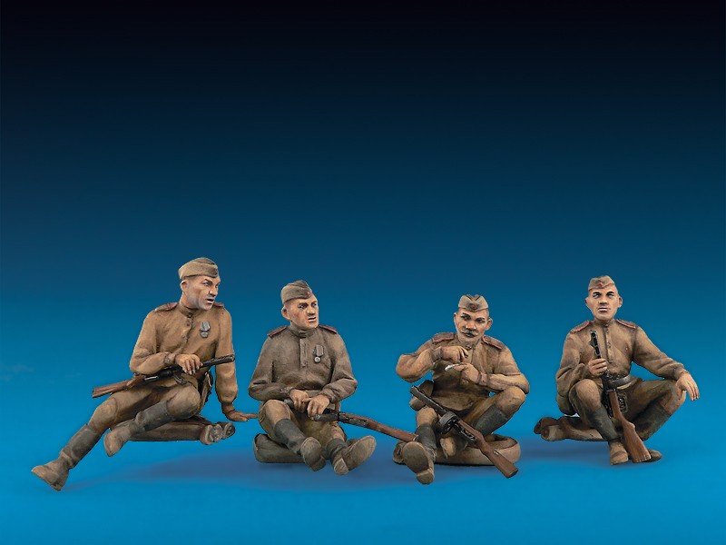 SOVIET INFANTRY AT REST – Image 2