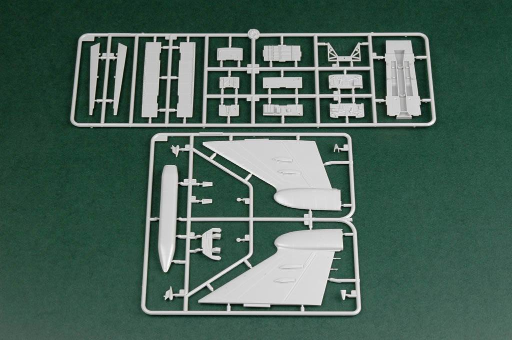 EF-111 Raven – Image 11