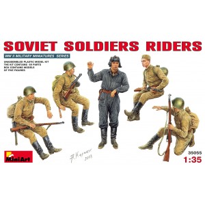 SOVIET SOLDIERS RIDERS