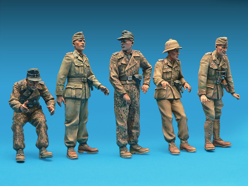 GERMAN ARMORED CAR CREW – Image 2