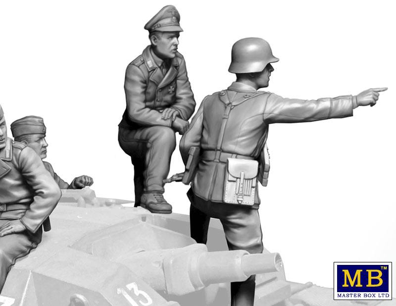 German StuG III Crew, WWII era.Their position is behind that forest – Image 4