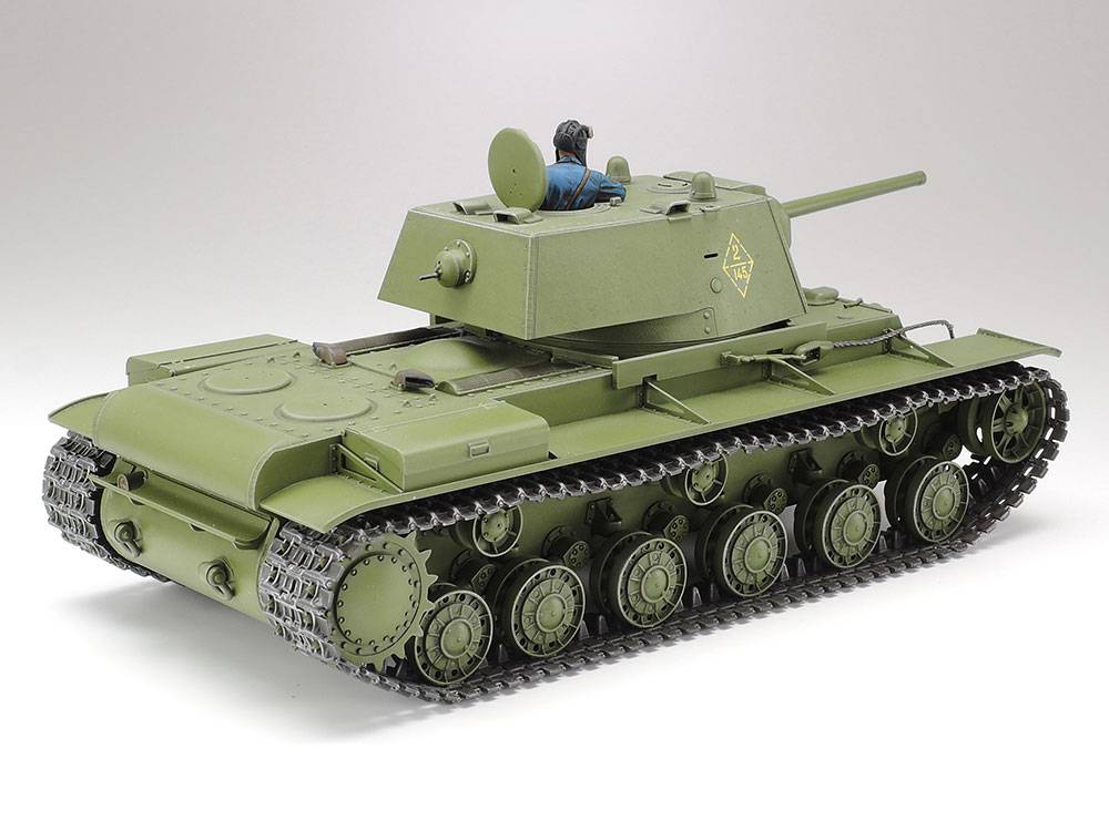 Russian Heavy Tank KV-1 Model 1941 Early Production – Image 3