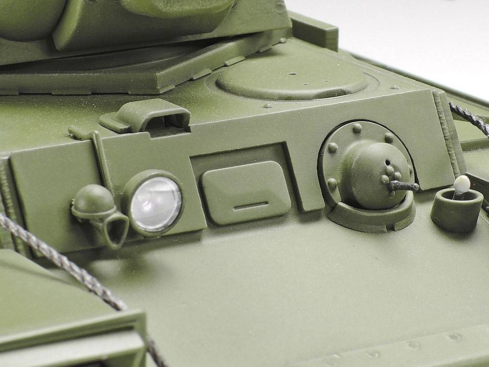 Russian Heavy Tank KV-1 Model 1941 Early Production – Image 7