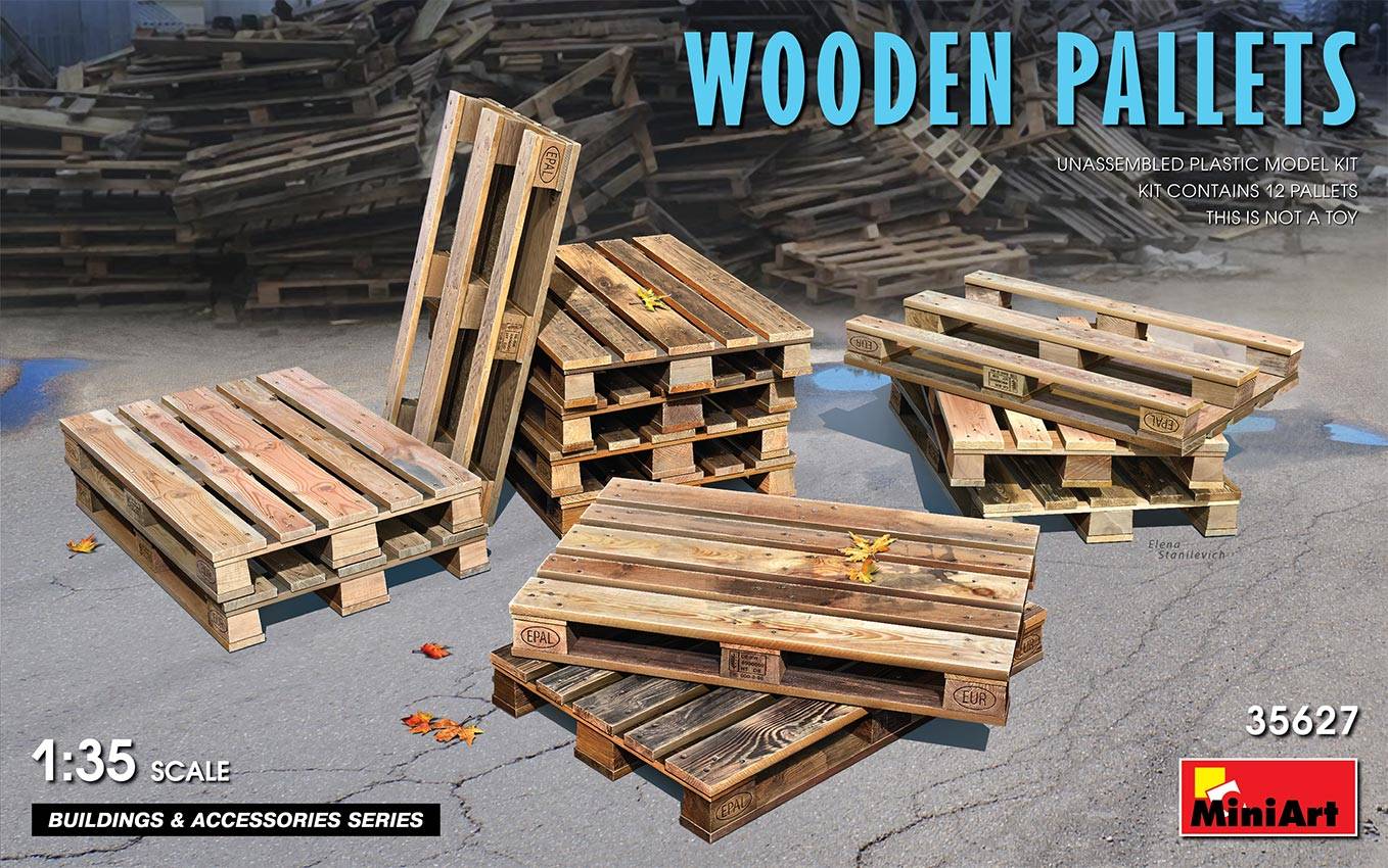 WOODEN PALLETS