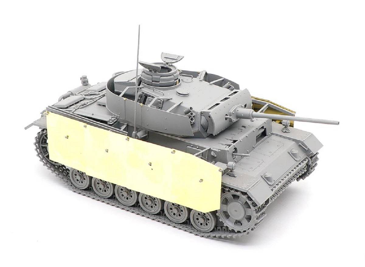 Pz.Kpfw.III Ausf.M mit schürzen – Image 6