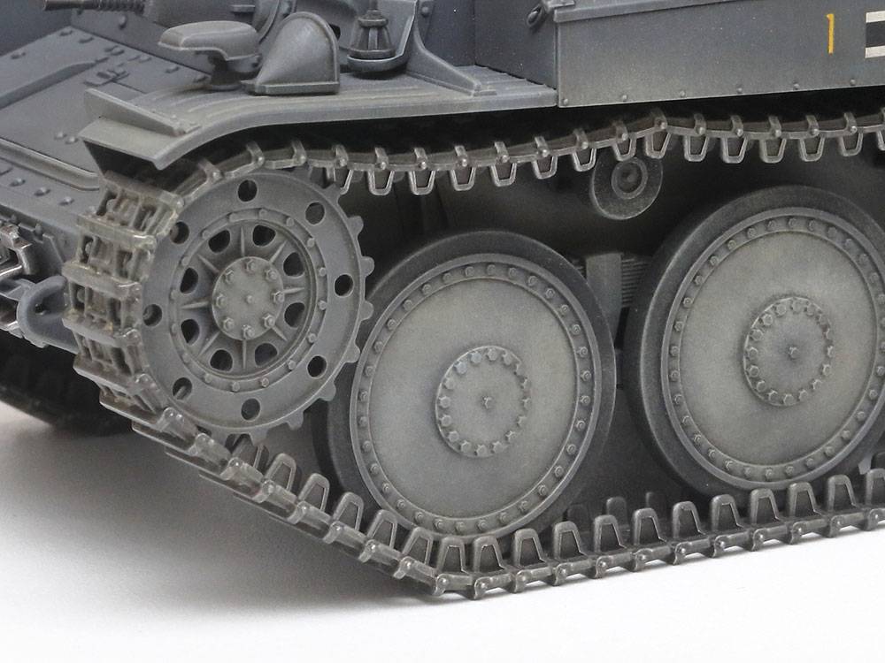 German Light Tank Panzerkampfwagen 38(t) Ausf.E/F – Image 5