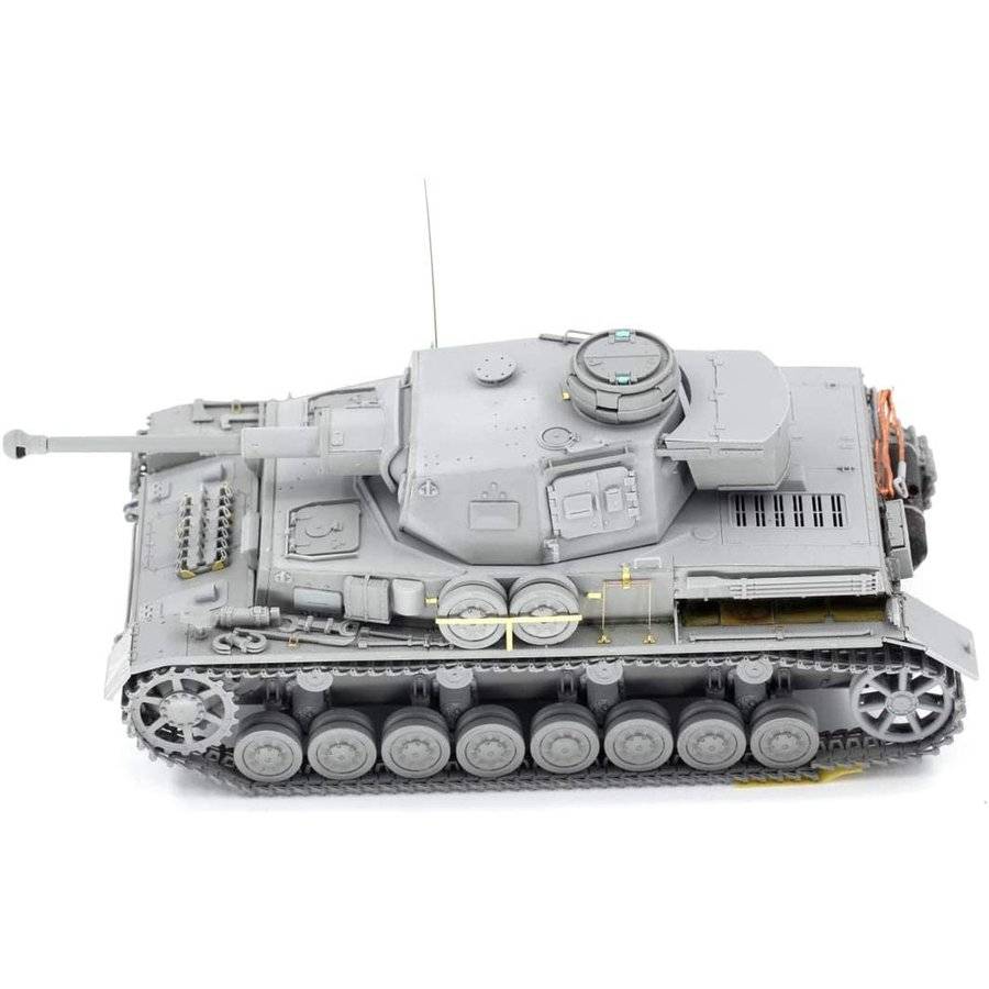 Pz.Kpfw.IV Ausf. F2 & G – Image 11
