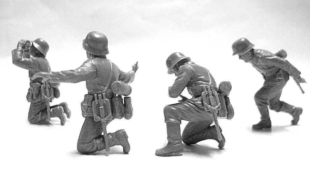 Battle of Kursk (July 1943) (T-34-76 (early 1943), Pak 36(r ) with Crew (4 figures)) – Image 9