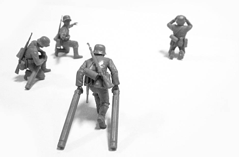 Battle of Kursk (July 1943) (T-34-76 (early 1943), Pak 36(r ) with Crew (4 figures)) – Image 11