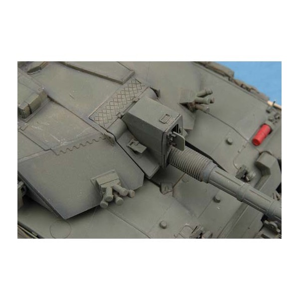 British Challenger 2 Enhanced Armour – Image 5
