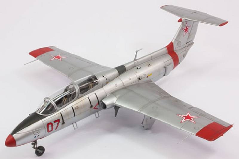 Aero L-29 Delfin – Image 2