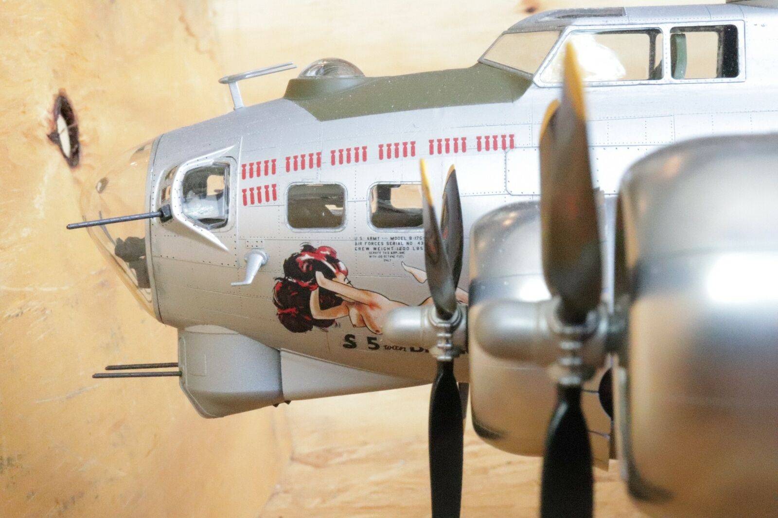 B-17G Flying Fortress Late Production – Image 6