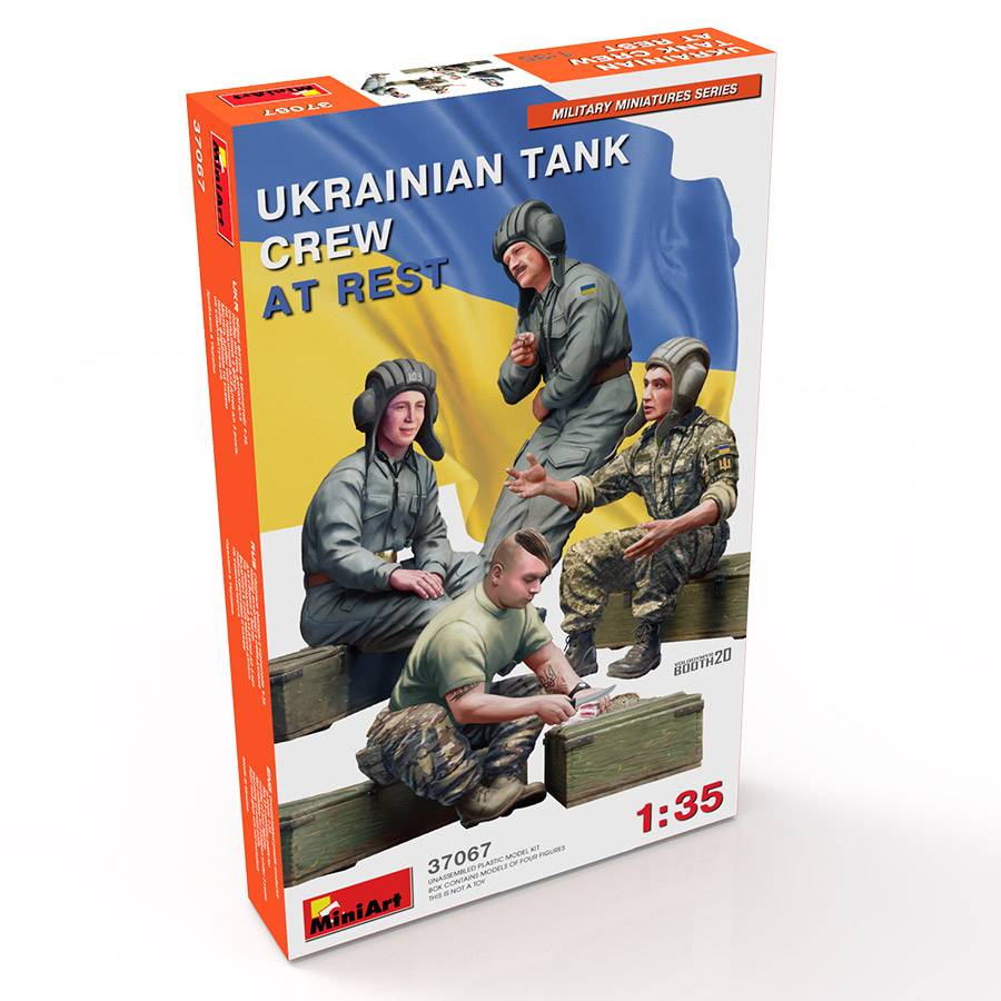 UKRAINIAN TANK CREW AT REST – Image 11