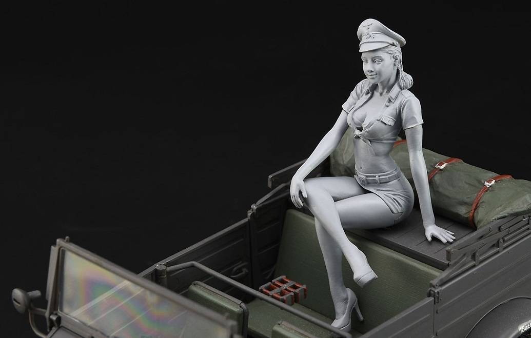 Pkw.K1 KÜBELWAGEN TYPE 82 w/BLOND GIRL’S FIGURE – Image 7