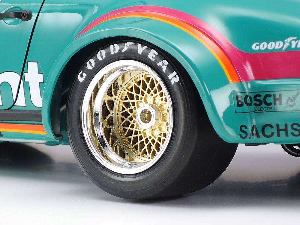 Porsche 934 Vaillant 1976 DRM Series Entrant – Image 9