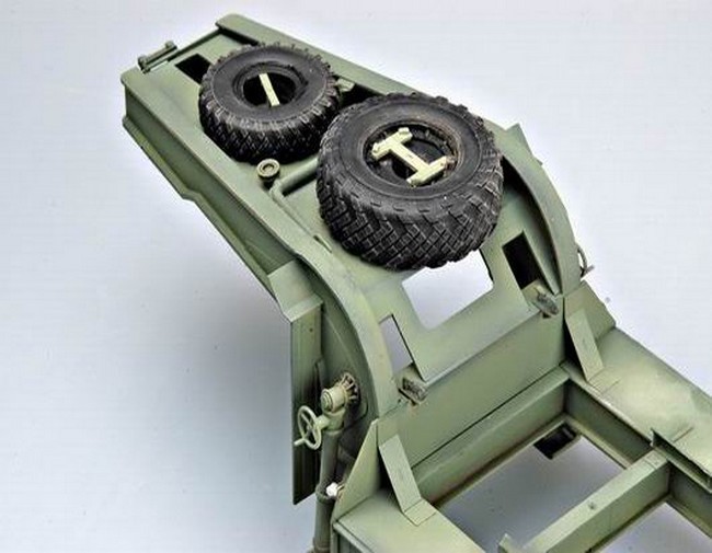 MAZ-537G intermédiate type with MAZ/chMZASP-5247G semitrailer – Image 10
