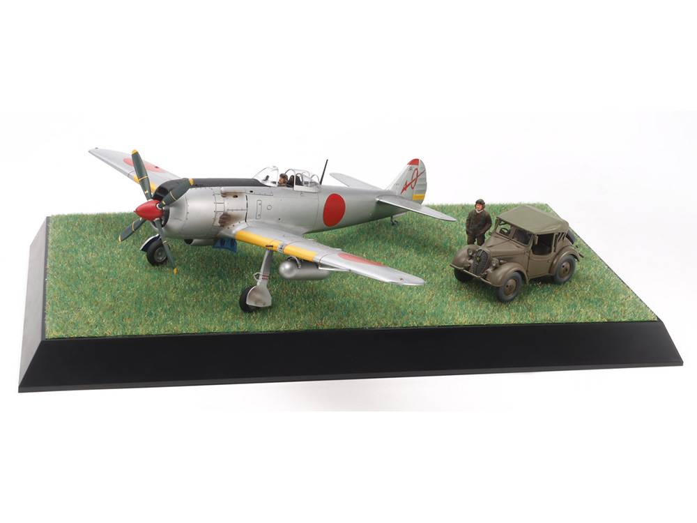 Nakajima Hayate (Frank) & Kurogane Scenery Set – Image 2
