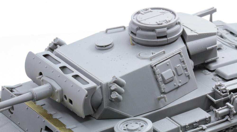 Pz.Kpfw.III Ausf.M w/Wading Muffler – Image 4