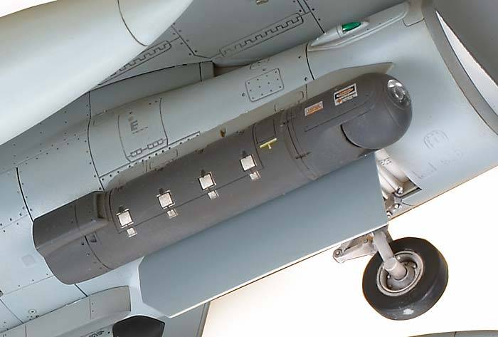 Lockheed Martin F-16C (Block 25/32) Fighting Falcon ANG – Image 9