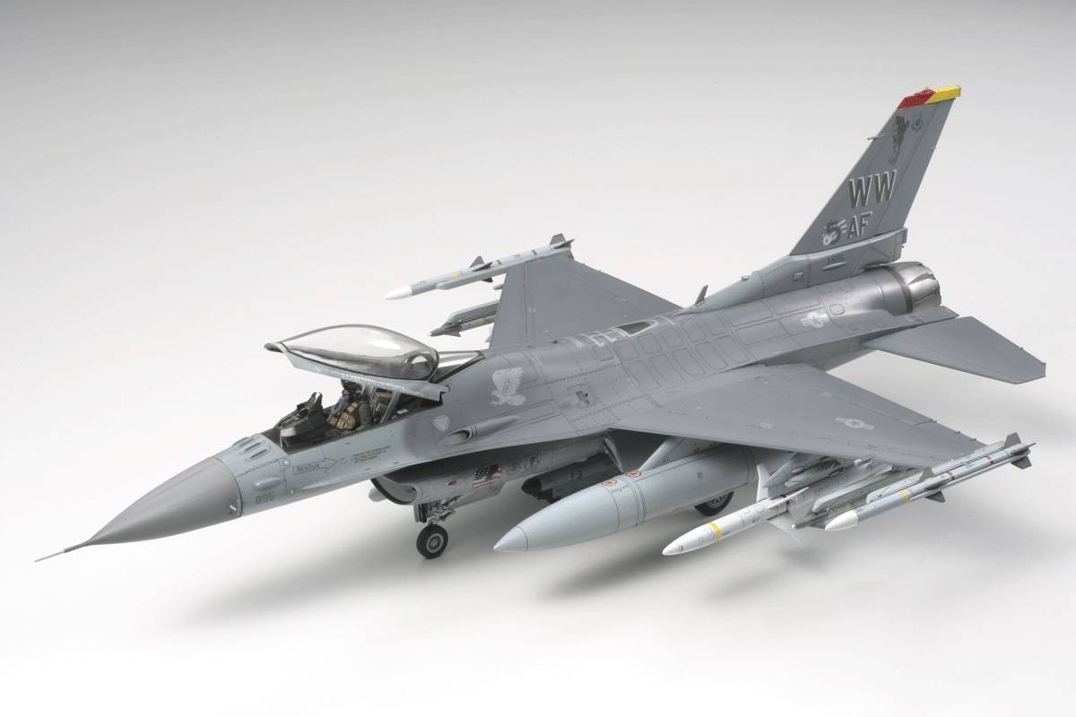 Lockheed Martin F-16CJ (Block 50) Fighting Falcon – Image 5