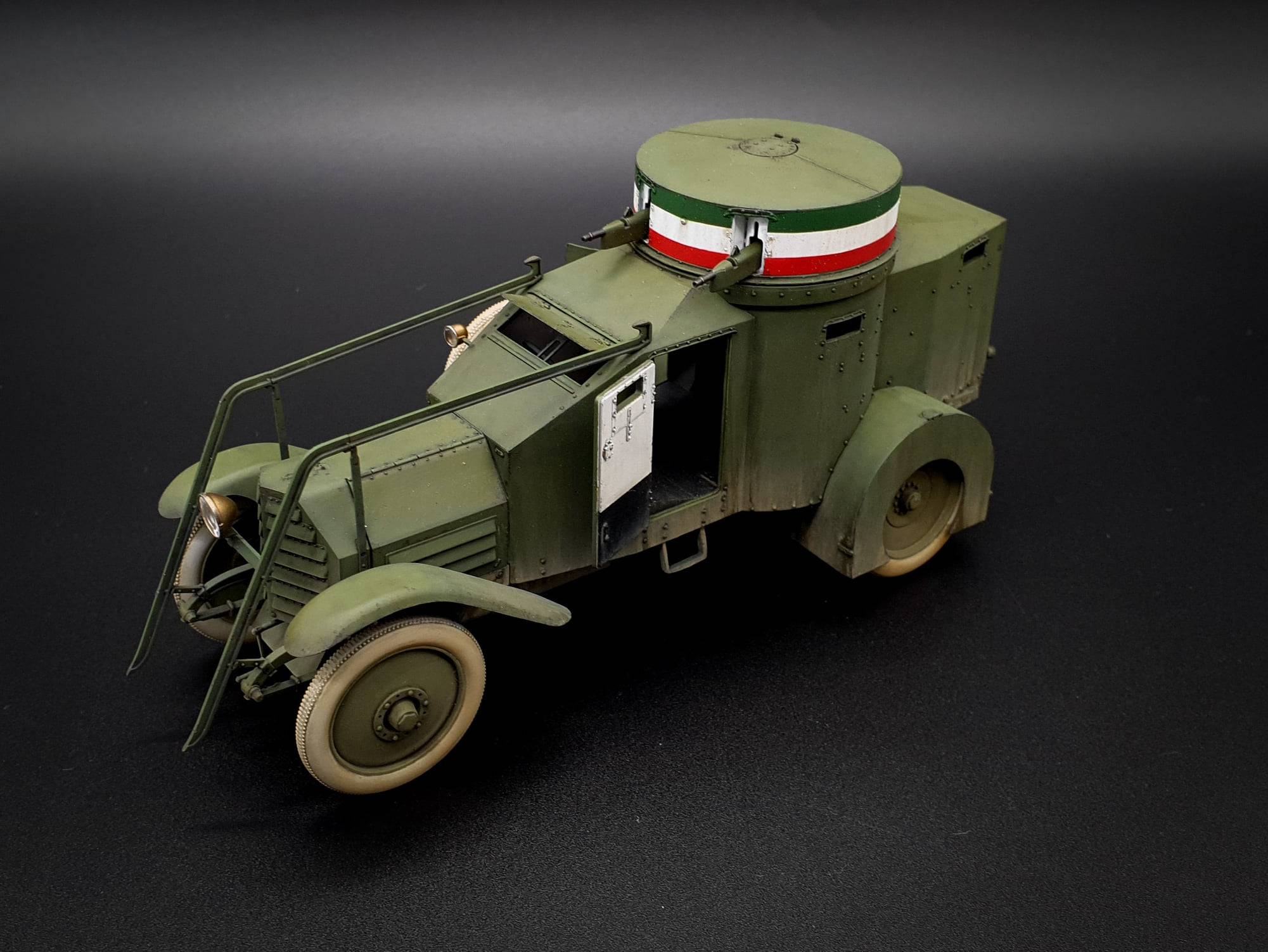 Italian Armoured Car 1ZM – Image 3
