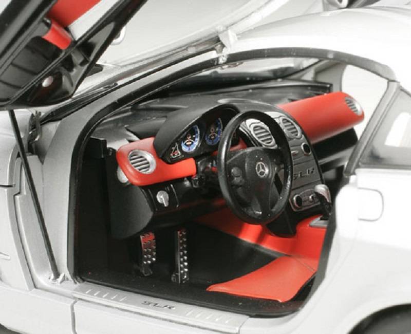 Mercedes-Benz SLR McLaren – Image 9