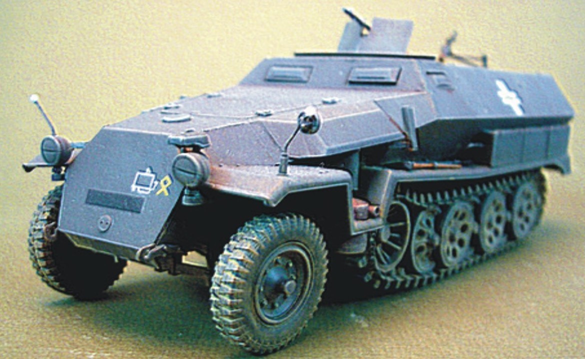 Allemand Sd Kfz 251/Ausf C Schutzenpanzer – Image 3