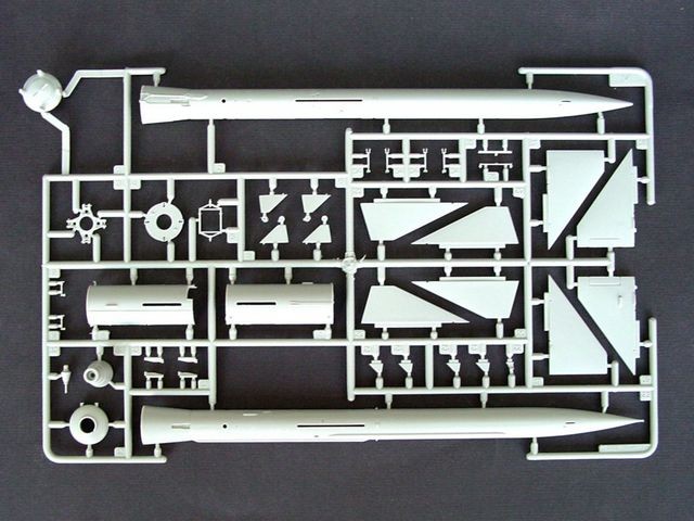 SA-2 Guideline Missile on launcher – Image 12