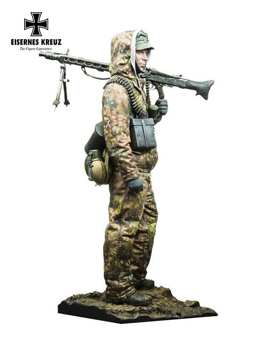 MG 42 SS Schütze, 1944 – Image 13