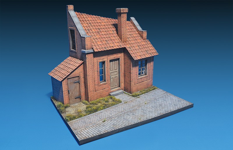 Dutch Village Diorama – Image 2