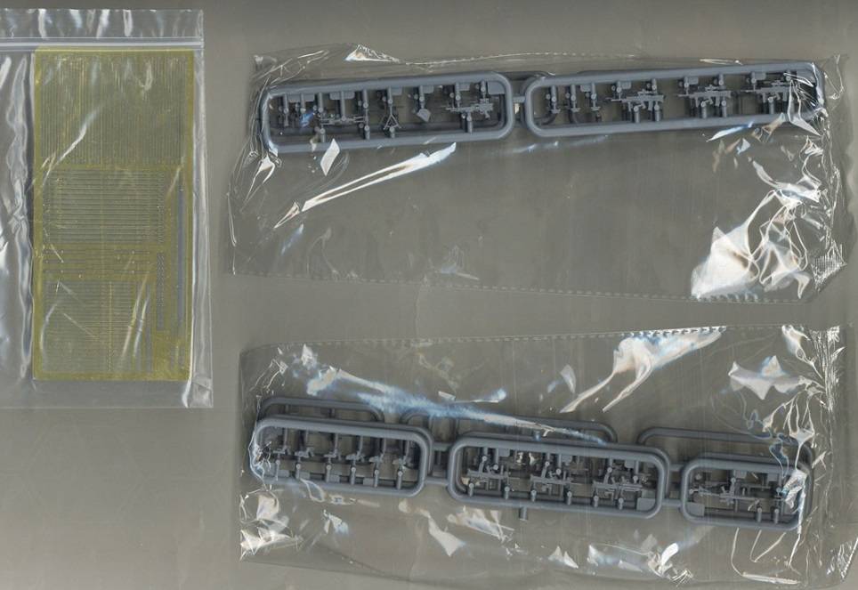 Modern British Army Weapon & Equipment Set – Image 3
