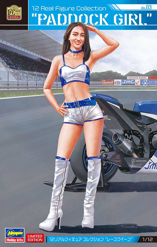 12 Real Figure Collection n°03 "Paddock Girl"