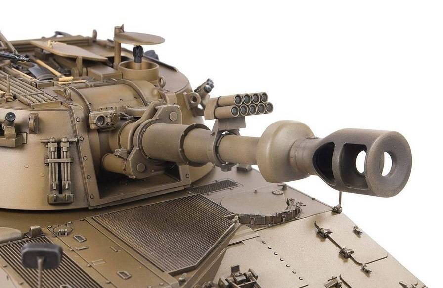 German Self-Propelled Howitzer M109G 155mm /L23 Howitzer – Image 9