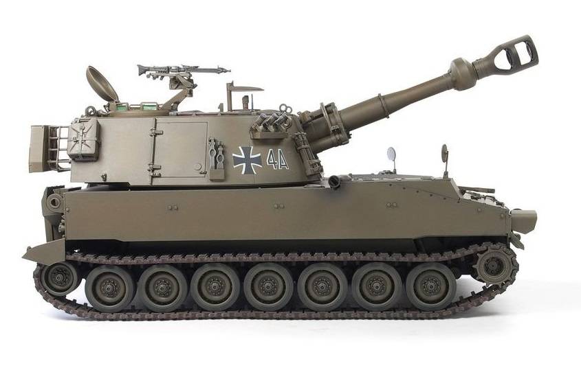 German Self-Propelled Howitzer M109G 155mm /L23 Howitzer – Image 12